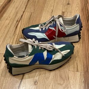 New Balance 327 sneakers